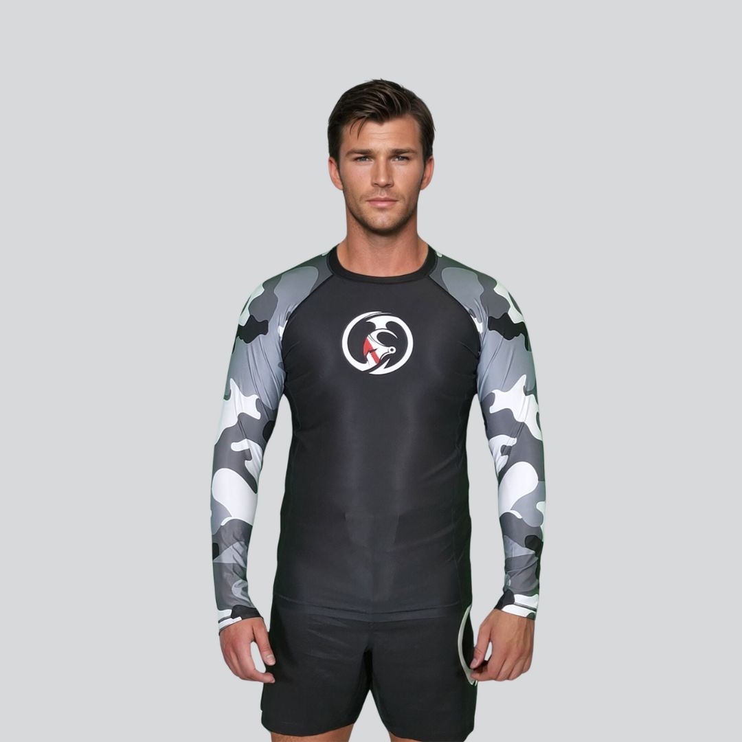 KOMBAT F/S CAMOUFLAGE RASH GUARD WHITE