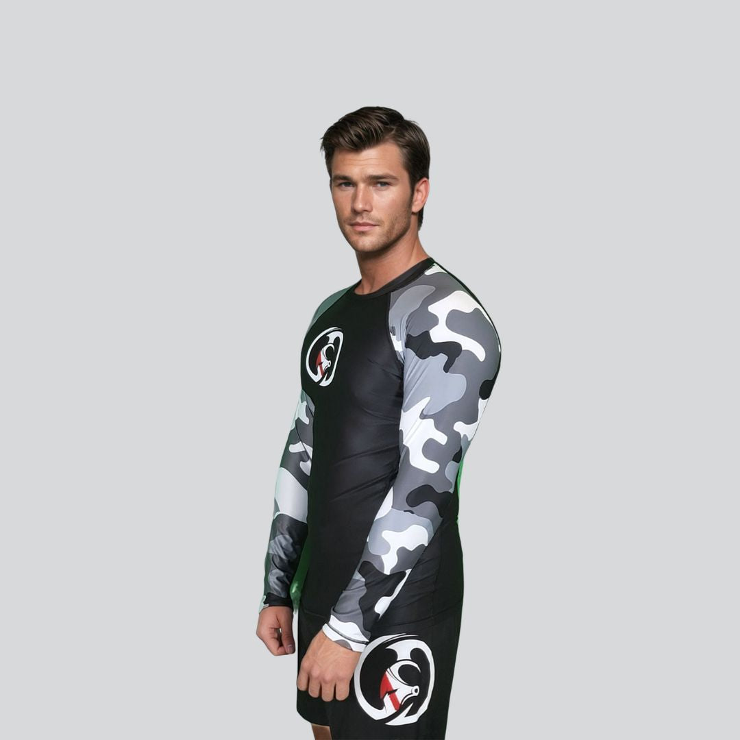 KOMBAT F/S CAMOUFLAGE RASH GUARD WHITE