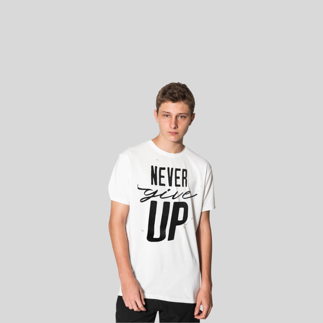 KOMBAT NEVER GIVE UP D.1 T-SHIRT