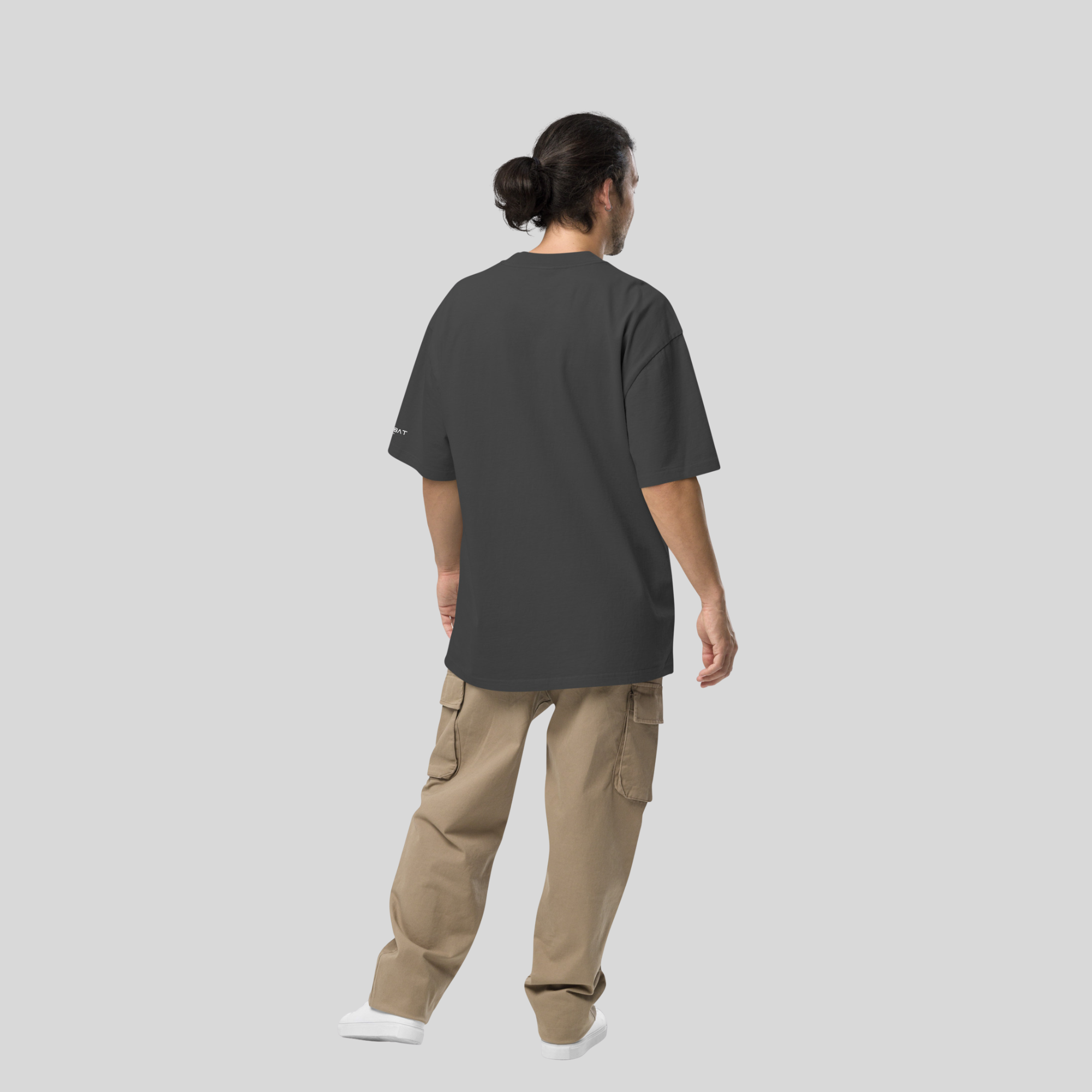 oversized faded t shirt men,oversized t-shirt,oversized t-shirts mens gym,oversized t-shirts for women,baggy tee, loose top, relaxed-fit t-shirt, boxy tee, roomy t-shirt, and oversized tee