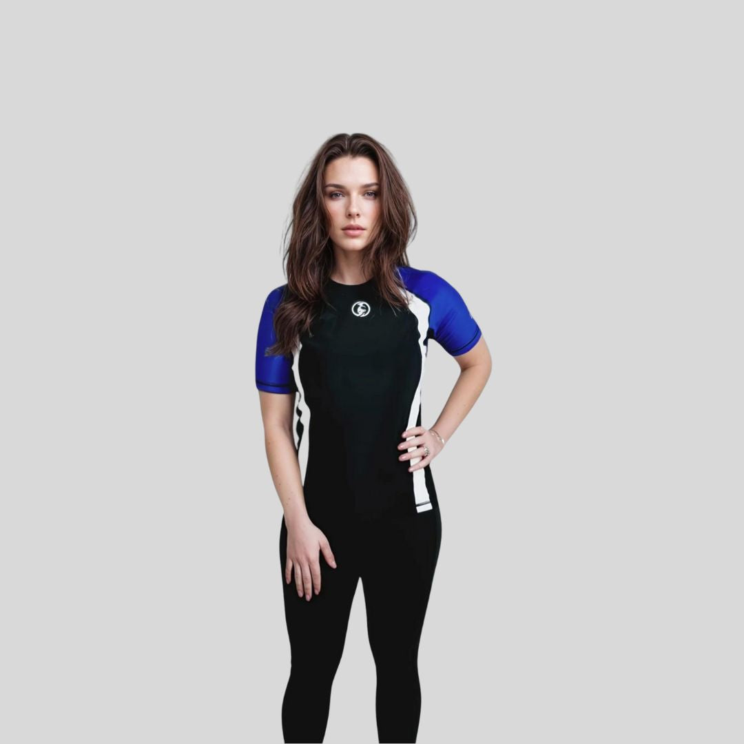 WOMAN HALF SLEEVE RANKED RASH GUARD