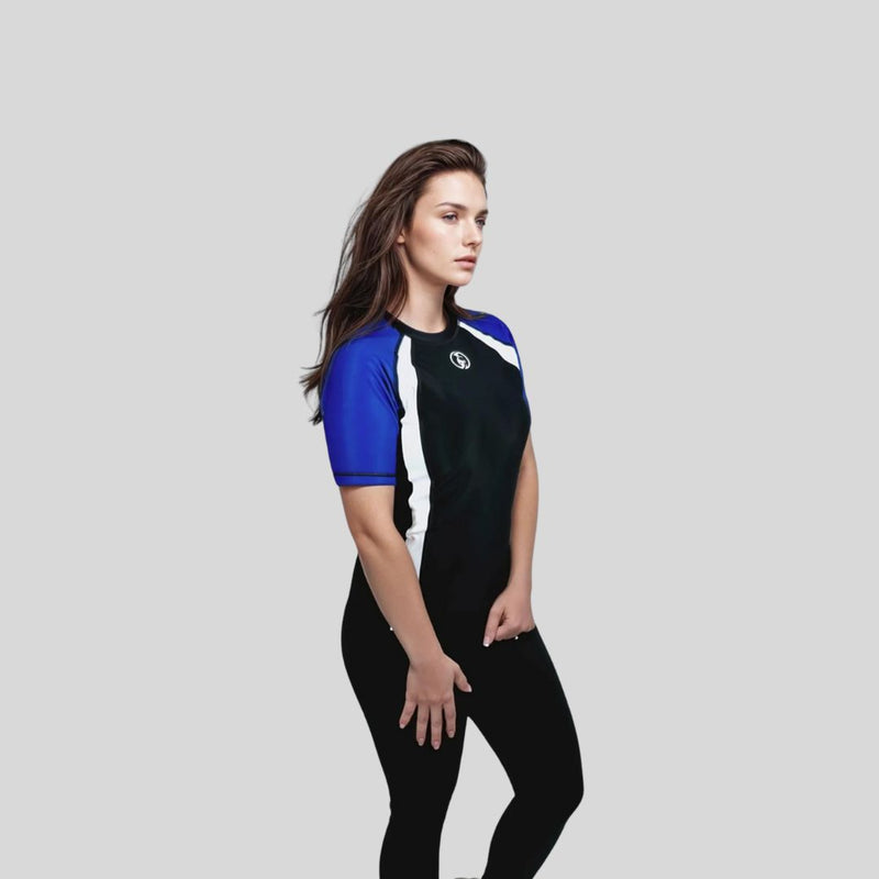 WOMAN HALF SLEEVE RANKED RASH GUARD