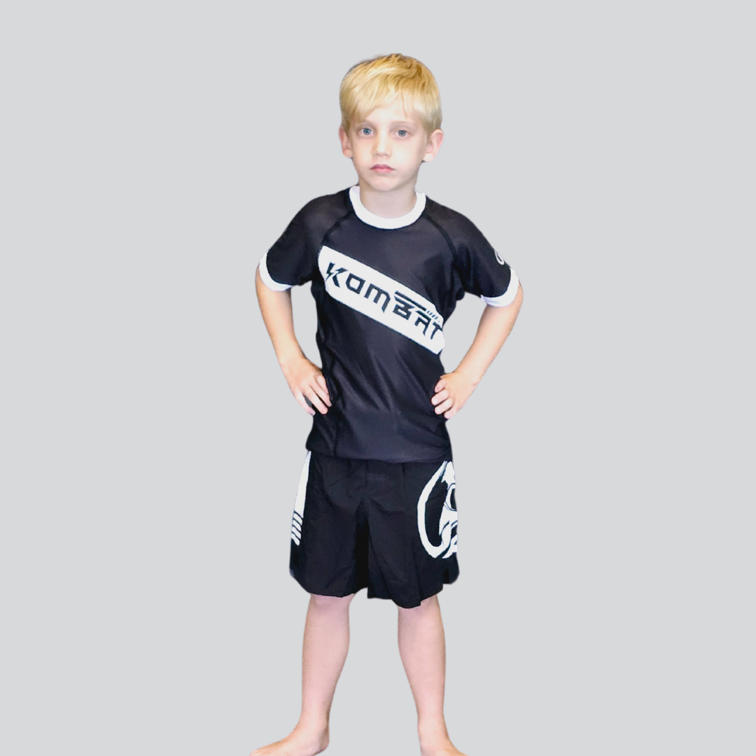 YOUTH H/S BLK/WHITE RASH GUARD