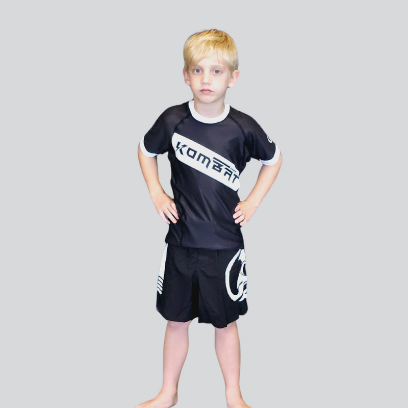 YOUTH H/S BLK/WHITE RASH GUARD