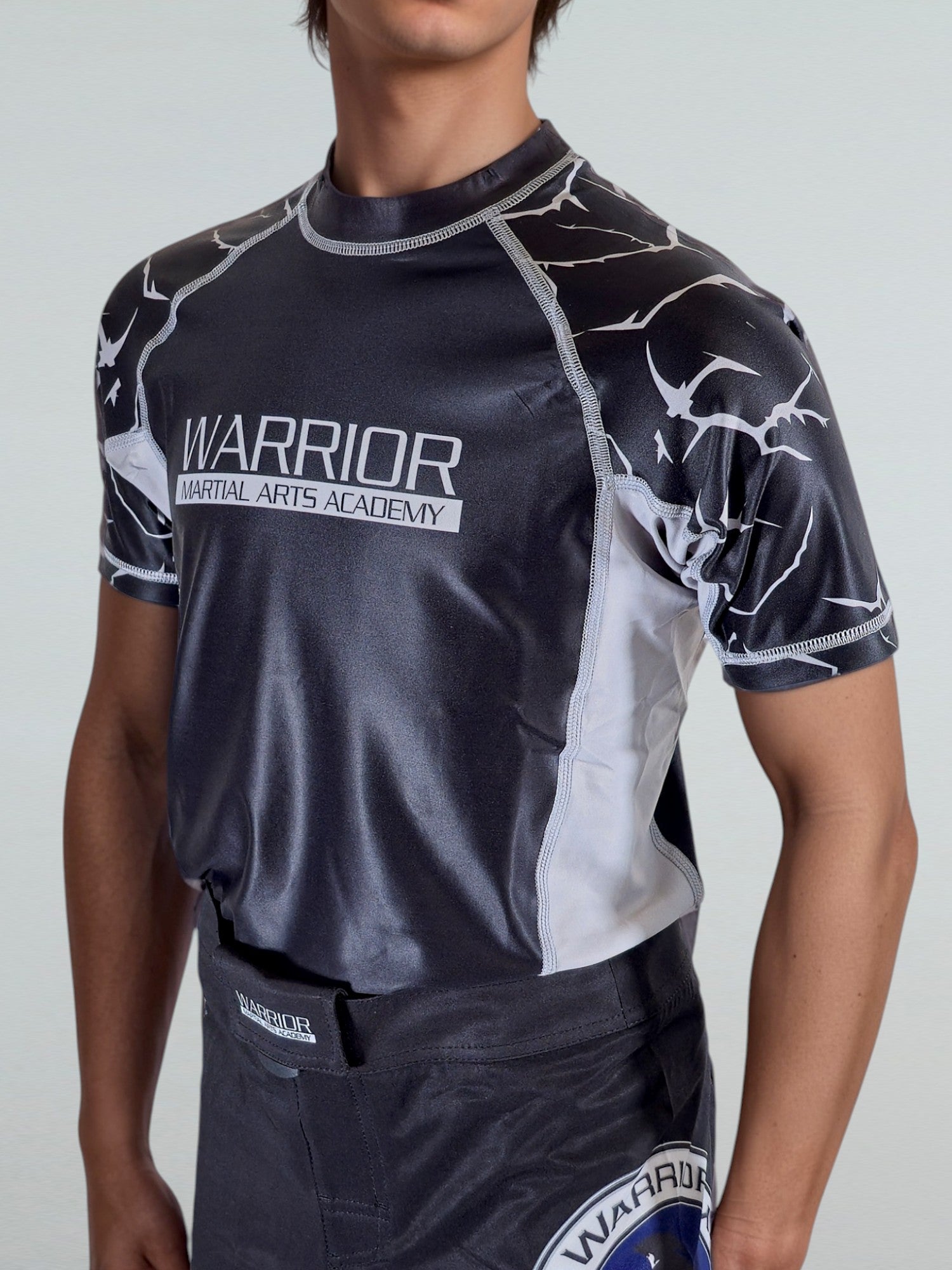 WARRIOR ADULT RASH GUARD BLK/GREY