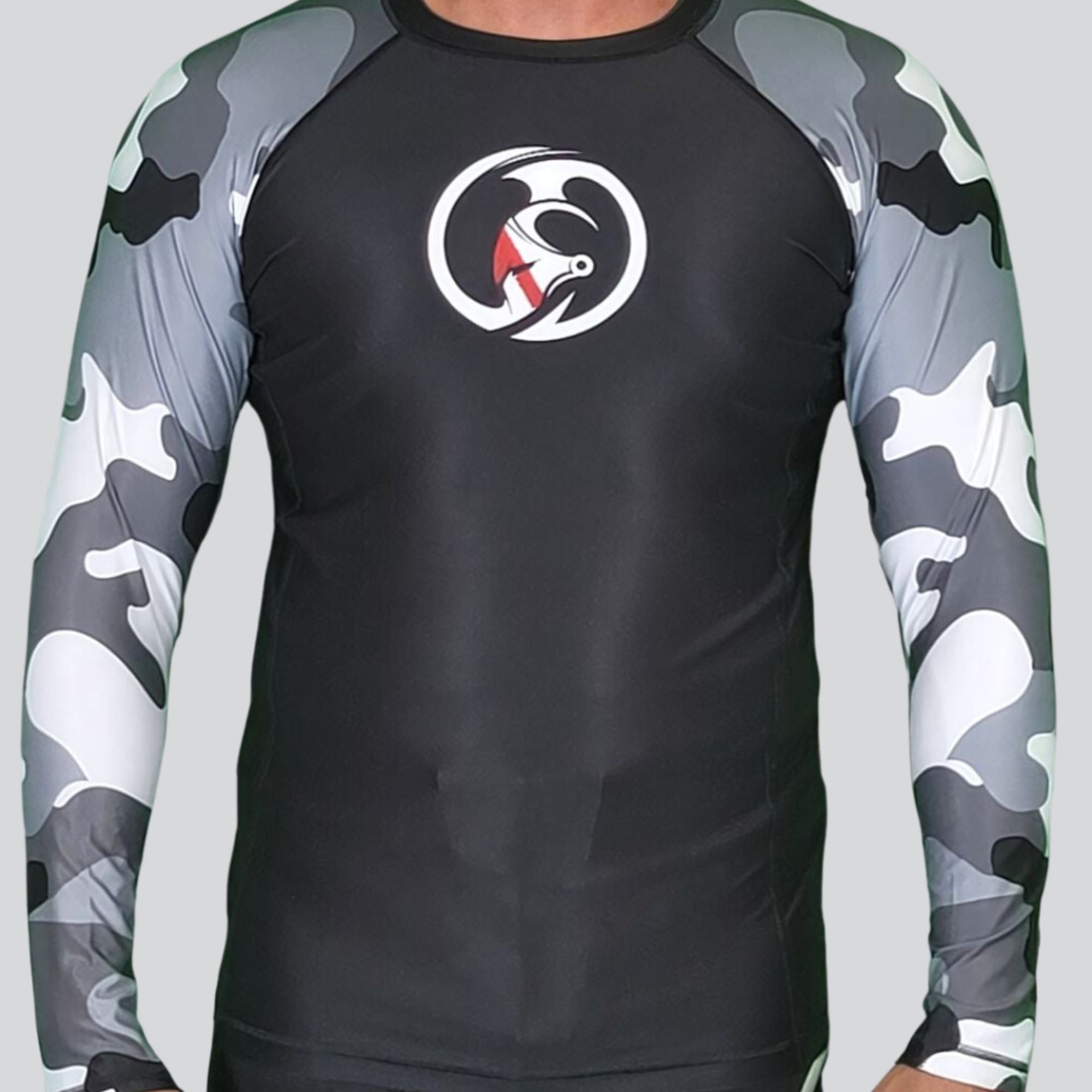 KOMBAT F/S CAMOUFLAGE RASH GUARD WHITE