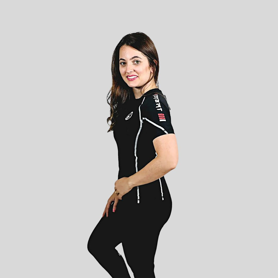 KOMBAT WOMAN H/S PRO RASH GUARD BLACK
