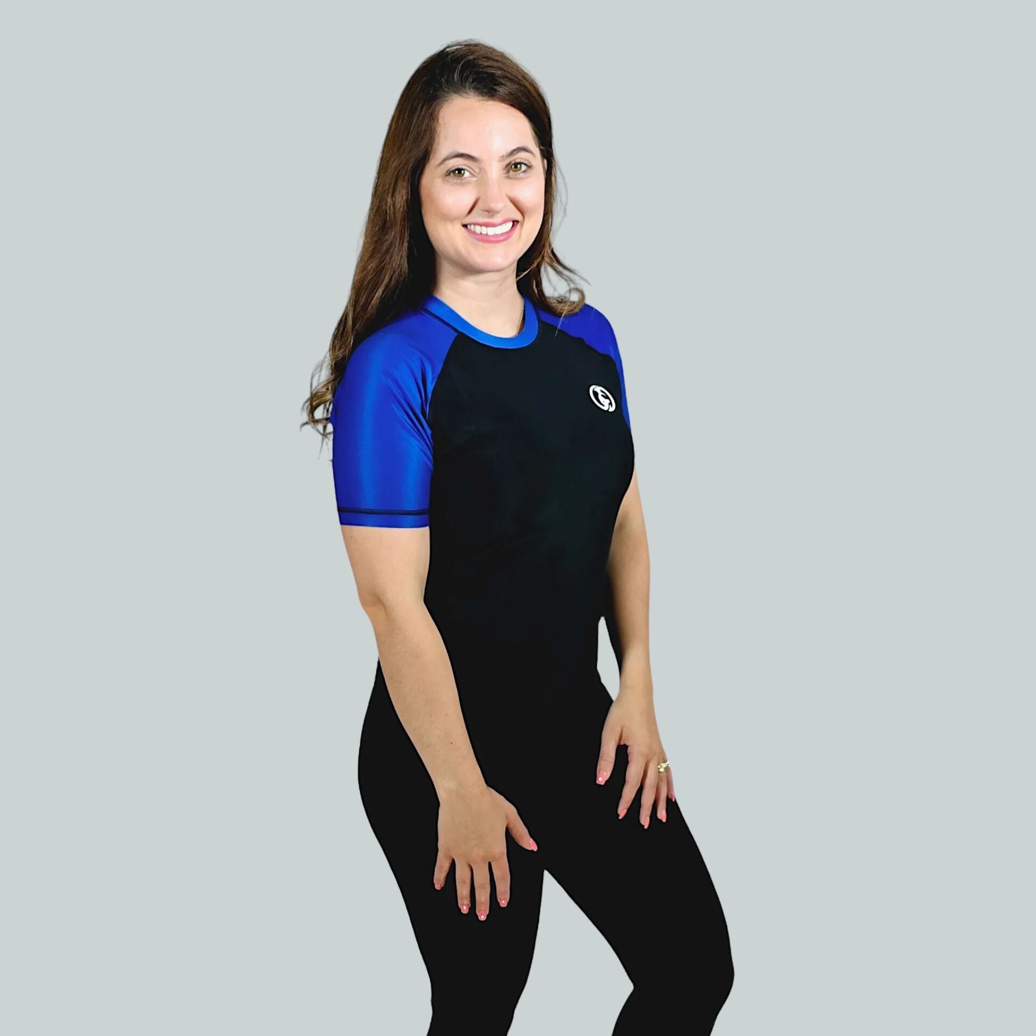 WOMAN HALF SLEEVE RANKED PRO RASH GUARD